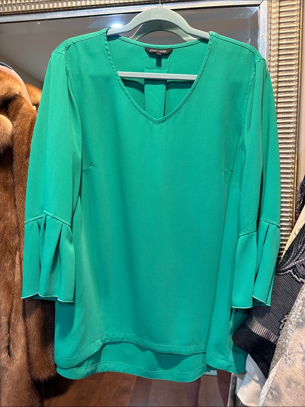 John Mark Emerald Green V-Neck Bell Sleeve Tunic